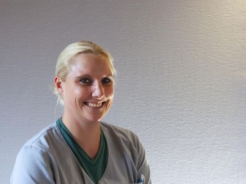 Porträtfoto, Zahnmedizinische Fachangestellte