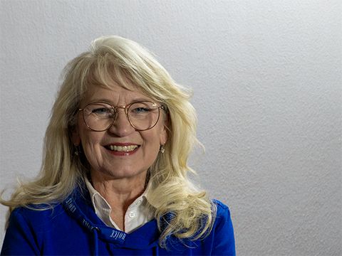 Porträtfoto, Zahntechnikerin