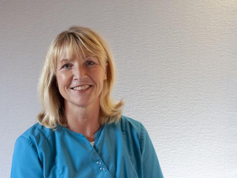 Porträtfoto, Zahnmedizinische Fachassistentin